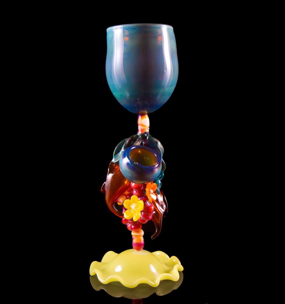 https://images.leafmagazines.com/wp-content/uploads/Apr2023_GlassIssue_DustinRevereGlassflower-goblet-1.jpg