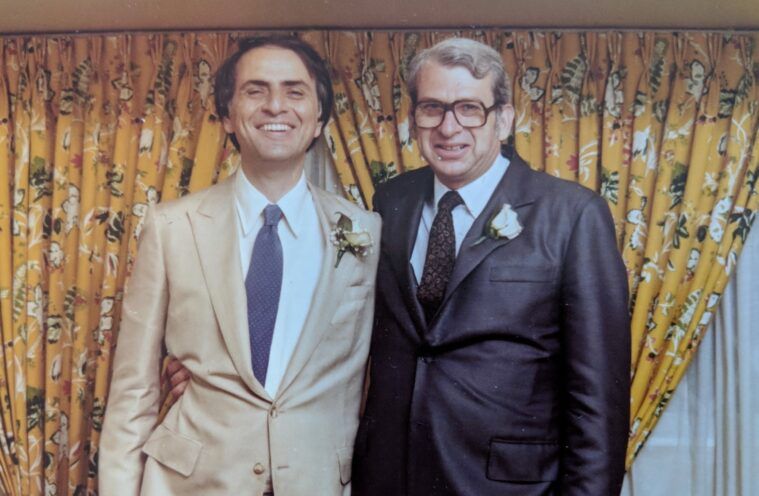 Dr. Lester Grinspoon (right) with long-time friend Carl Sagan.