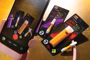 Grapefruit Skunk and Black Widow Live Resin Disposables