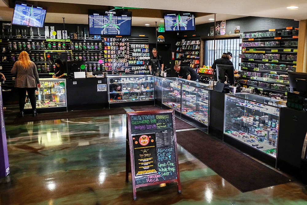 Shop Review Top Shelf Wellness Center Leaf Nation