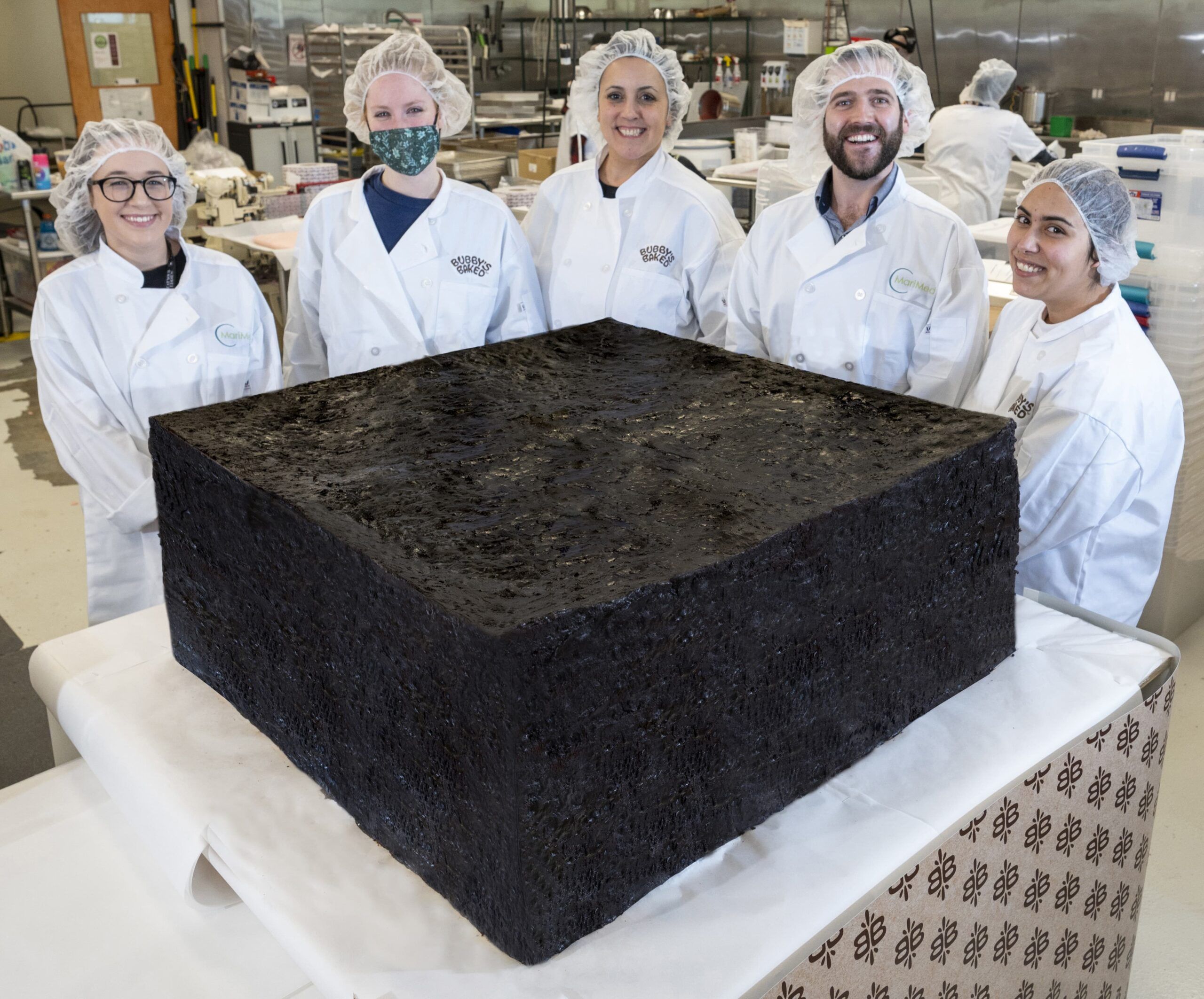 World's Biggest Pot Brownie! - Leaf Nation